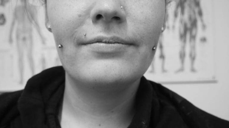 Cheeks Piercing